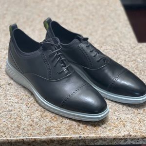 ECCO HYBRID MEN'S OXFORD WING SHOE